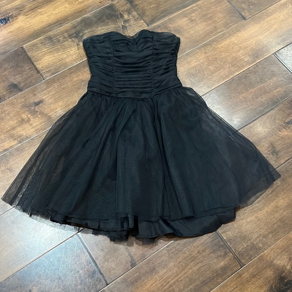 Nicole Miller Collection Black Cocktail Dress Worn once for Wedding